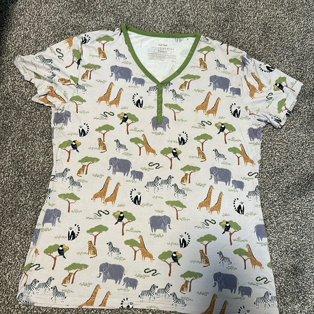 Little Sleepies Women’s Medium Top Safari Friends